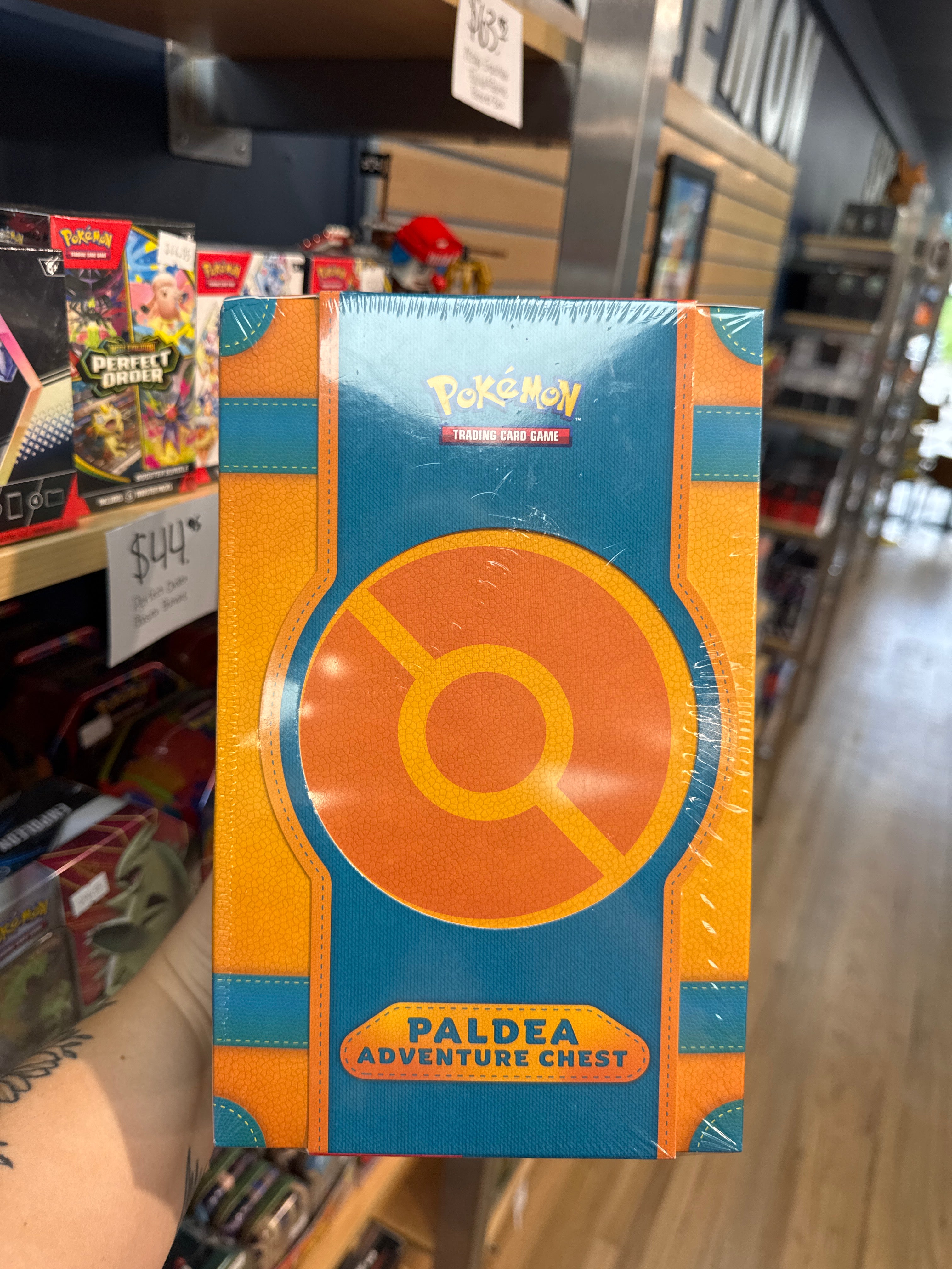 Paldea Adventure Chest