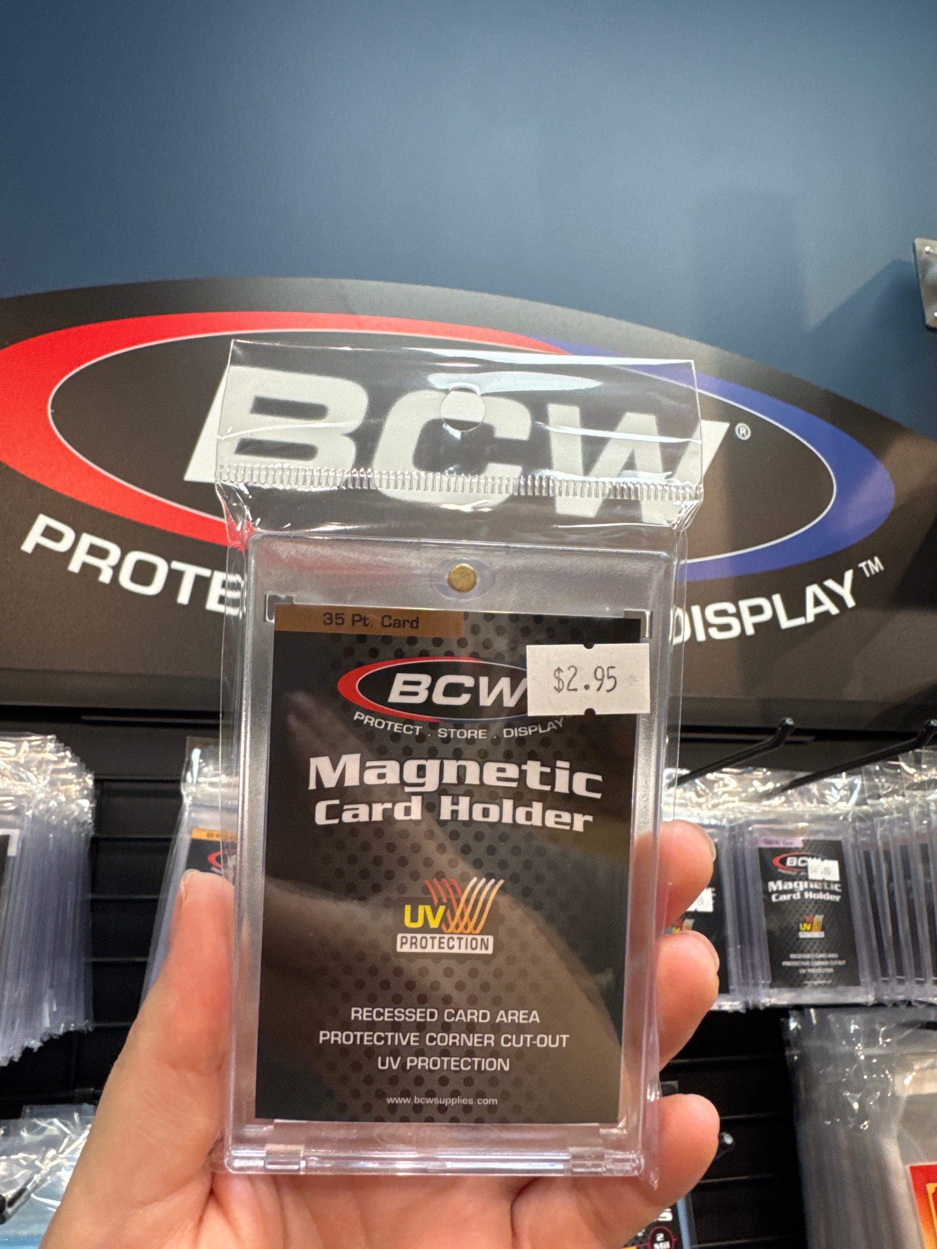 BCW Magnetic Card Holder 35pt.