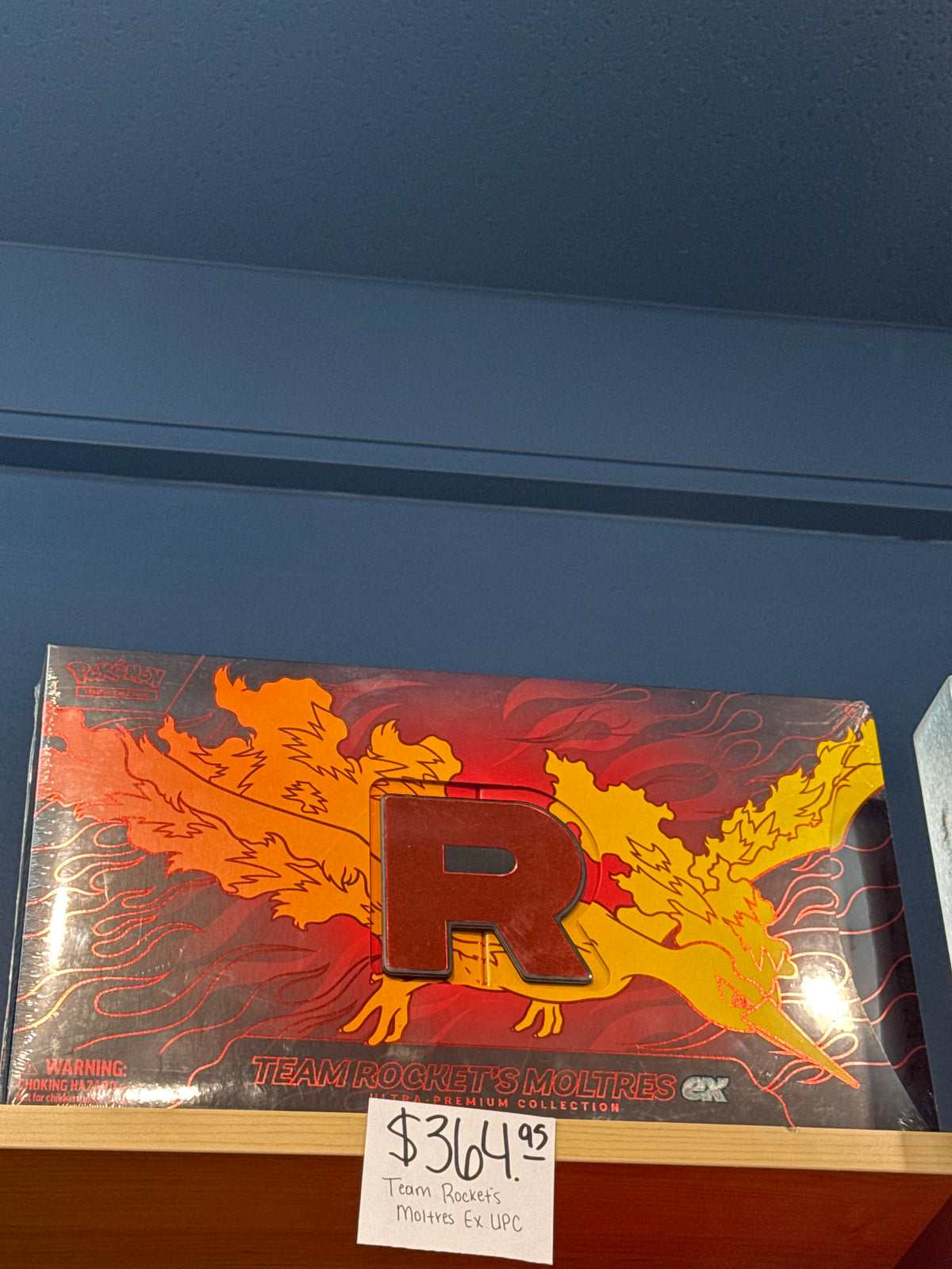 Team Rocket’s Moltres ex Ultra Premium Collection